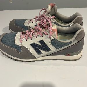 New balance shoes